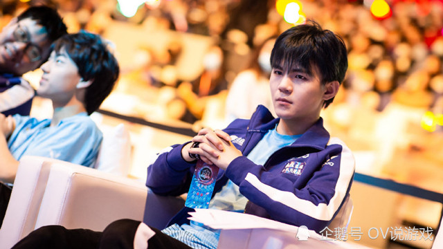  洛里昂主帅赛后鞠躬致歉，承诺率队走出低谷