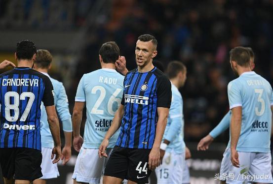  那不勒斯险胜乌迪内斯，斯帕莱蒂换人妙手回春  